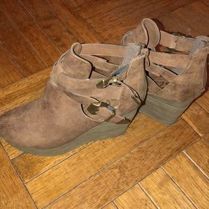 Sbicca Brown wedge booties